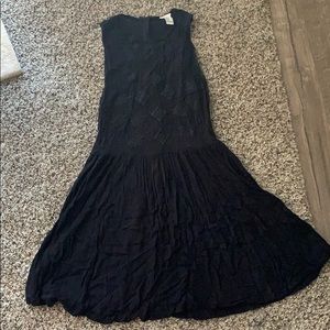 Flowy black F21 dress